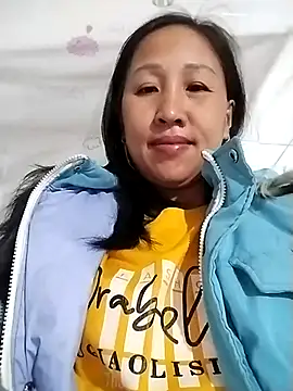 cute love00 online show from February 3, 2026, 10:48 pm