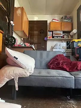 Snapshot of Breezylws chatting on October 17, 2025, 1:57 pm Breezylws online show from October 17, 2025, 1:57 pm