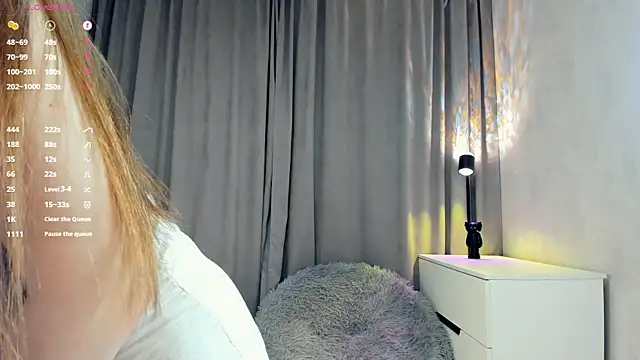 Snapshot of BelleDream chatting on February 20, 2026, 6:08 pm BelleDream online show from February 20, 2026, 6:08 pm