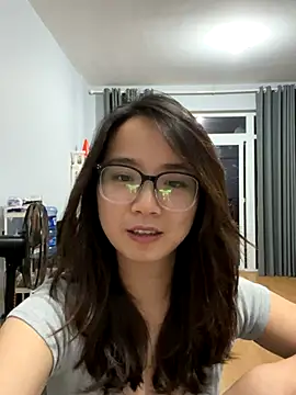 Snapshot of Hdmhdm-0022 chatting on October 18, 2025, 6:30 pm Hdmhdm-0022 online show from October 18, 2025, 6:30 pm