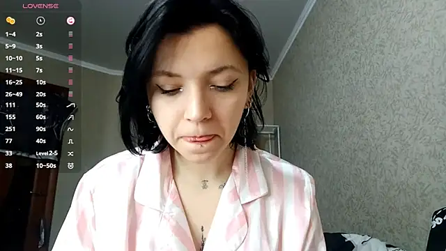 Snapshot of MelodeeCazel chatting on October 8, 2025, 12:14 pm MelodeeCazel online show from October 8, 2025, 12:14 pm