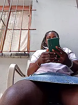 Snapshot of MatureGoddess_ chatting on January 16, 2026, 10:41 am MatureGoddess online show from January 16, 2026, 10:41 am