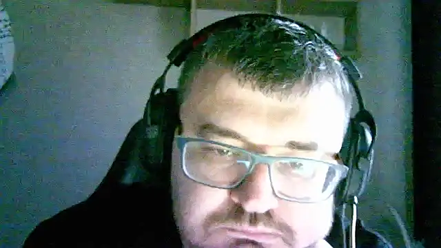 Snapshot of SirAbuser chatting on September 19, 2025, 6:26 am SirAbuser online show from September 19, 2025, 6:26 am