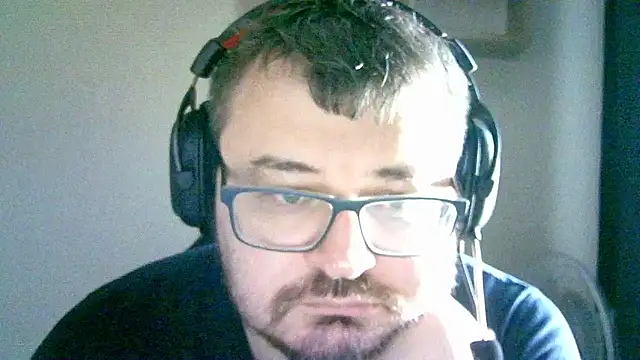 Snapshot of SirAbuser chatting on September 30, 2025, 5:56 am SirAbuser online show from September 30, 2025, 5:56 am