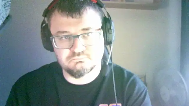 Snapshot of SirAbuser chatting on October 3, 2025, 6:10 am SirAbuser online show from October 3, 2025, 6:10 am