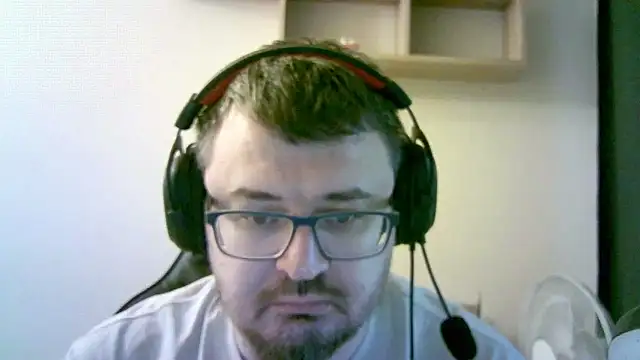 Snapshot of SirAbuser chatting on October 6, 2025, 8:23 am SirAbuser online show from October 6, 2025, 8:23 am