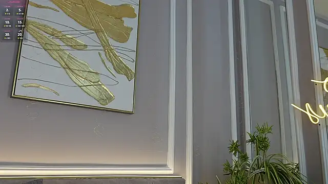 ellette   online show from March 8, 2026, 7:28 pm