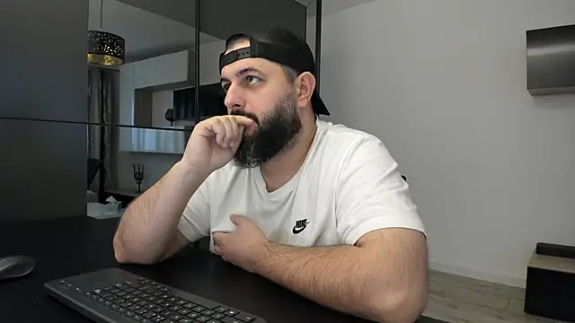 DravenPeak online show from November 3, 2025, 5:20 am