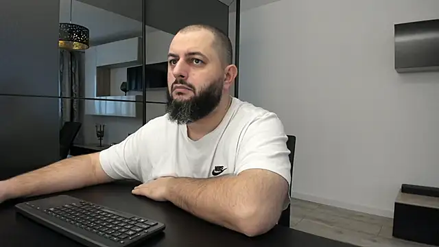 DravenPeak online show from November 18, 2025, 11:03 am