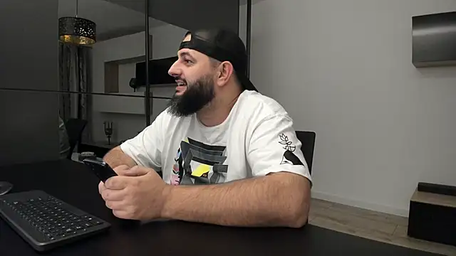 DravenPeak online show from November 23, 2025, 10:53 pm