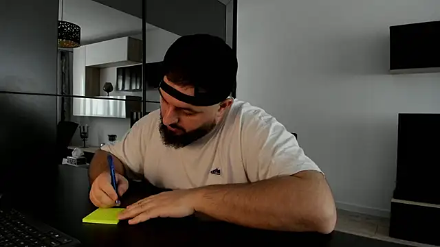 Snapshot of DravenPeak chatting on March 3, 2026, 8:53 am DravenPeak online show from March 3, 2026, 8:53 am