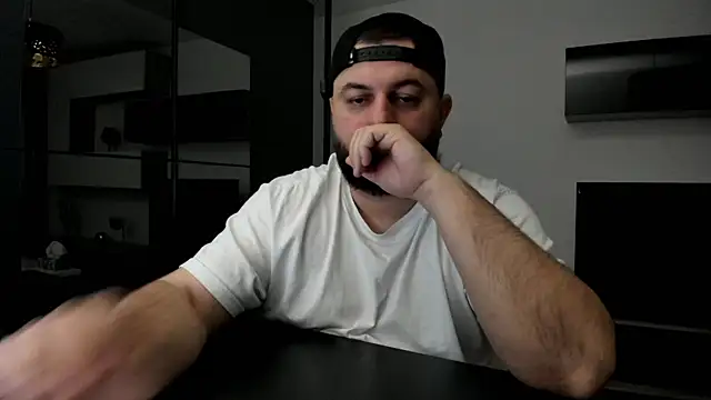 Snapshot of DravenPeak chatting on March 3, 2026, 11:10 pm DravenPeak online show from March 3, 2026, 11:10 pm