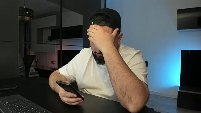 Snapshot of DravenPeak chatting on March 27, 2026, 11:48 pm DravenPeak online show from March 27, 2026, 11:48 pm