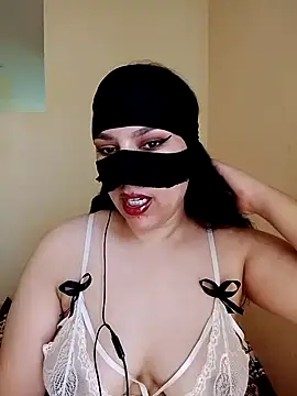 Snapshot of Diva_watine chatting on October 11, 2025, 2:04 pm Diva watine online show from October 11, 2025, 2:04 pm