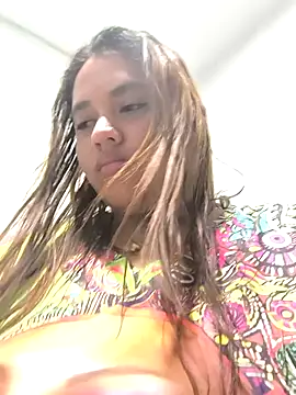 butterfly777  online show from December 4, 2025, 11:41 am