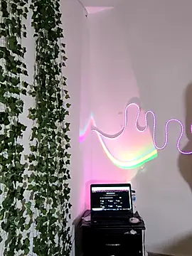 Snapshot of butterfly777_ chatting on February 15, 2026, 3:09 pm butterfly777 online show from February 15, 2026, 3:09 pm