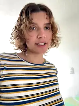 skay sexart online show from October 1, 2025, 8:15 pm