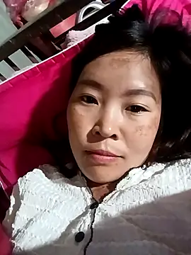 Snapshot of vivi_cute chatting on September 19, 2025, 2:07 pm vivi cute online show from September 19, 2025, 2:07 pm