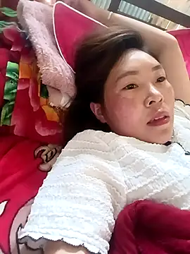 Snapshot of vivi_cute chatting on September 20, 2025, 4:02 am vivi cute online show from September 20, 2025, 4:02 am