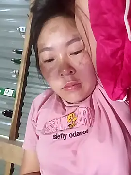 Snapshot of vivi_cute chatting on September 22, 2025, 11:51 pm vivi cute online show from September 22, 2025, 11:51 pm