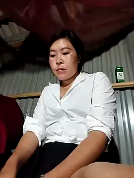 Snapshot of vivi_cute chatting on September 24, 2025, 12:41 pm vivi cute online show from September 24, 2025, 12:41 pm