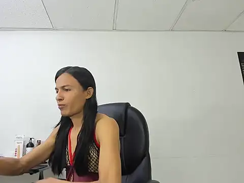 Snapshot of Aisha_hotts777 chatting on September 24, 2025, 2:04 am Aisha hotts777 online show from September 24, 2025, 2:04 am