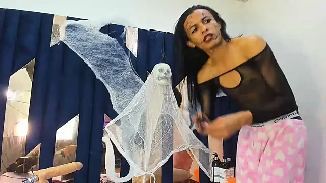 Snapshot of Aisha_hotts777 chatting on October 29, 2025, 3:20 am Aisha hotts777 online show from October 29, 2025, 3:20 am