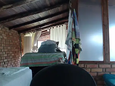 magiadeisis online show from October 15, 2025, 2:06 pm