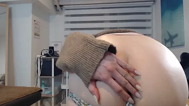 Snapshot of BROsister chatting on March 9, 2026, 10:19 am BROsister online show from March 9, 2026, 10:19 am