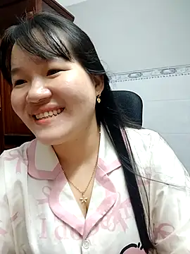 Snapshot of _Babyrose_ chatting on September 29, 2025, 4:12 pm Babyrose online show from September 29, 2025, 4:12 pm