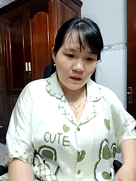 Snapshot of _Babyrose_ chatting on October 14, 2025, 4:19 pm Babyrose online show from October 14, 2025, 4:19 pm
