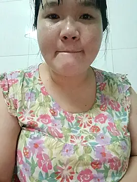  Babyrose  online show from April 21, 2026, 6:01 pm