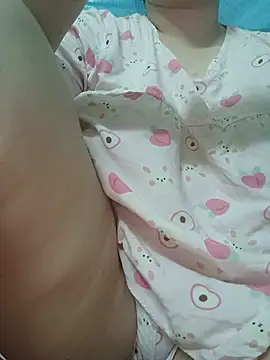  Babyrose  online show from August 7, 2026, 4:42 pm
