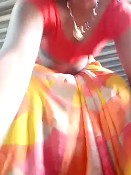 Snapshot of Mohini-xx chatting on October 21, 2025, 11:00 am Mohini-xx online show from October 21, 2025, 11:00 am