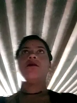 Snapshot of Mohini-xx chatting on October 22, 2025, 11:26 pm Mohini-xx online show from October 22, 2025, 11:26 pm