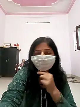 BITEXBABYlove online show from November 13, 2025, 2:43 am