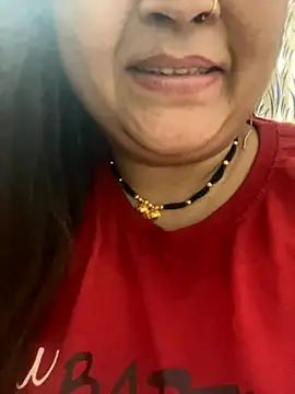 Snapshot of indian-hotmilfs chatting on September 29, 2025, 4:06 am indian-hotmilfs online show from September 29, 2025, 4:06 am