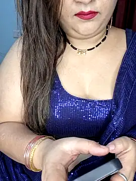 indian-hotmilfs online show from November 21, 2025, 11:03 pm