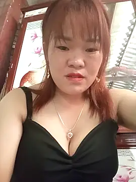 sukabae00 online show from October 12, 2025, 3:27 am