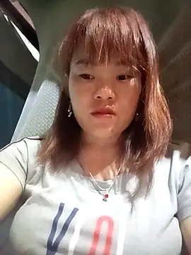 sukabae00 online show from October 12, 2025, 3:33 pm