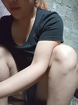 sukabae00 online show from July 15, 2026, 11:32 pm