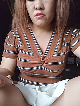 sukabae00 online show from July 19, 2026, 12:36 am
