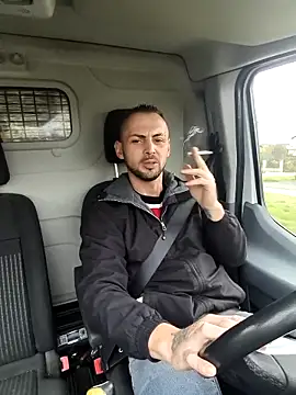 papichulo0099 online show from November 18, 2025, 10:52 am