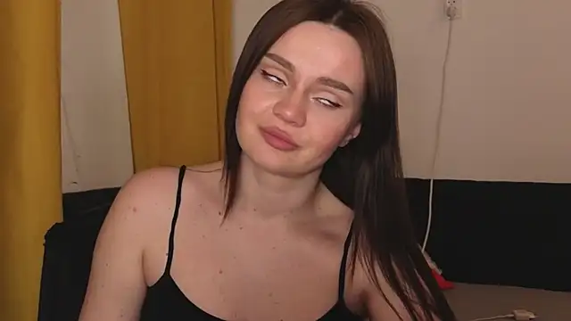 Snapshot of Bonny_Candy chatting on March 28, 2026, 2:44 am Bonny Candy online show from March 28, 2026, 2:44 am