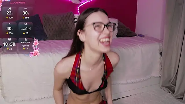 alexxisrae online show from February 4, 2026, 4:18 am