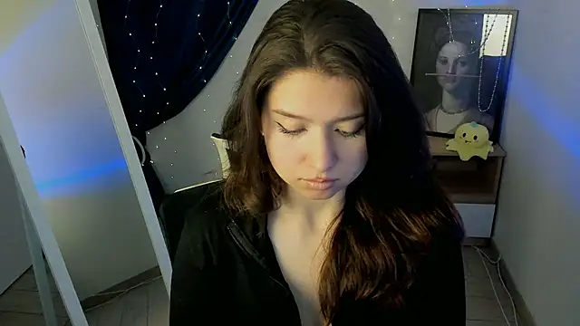 Sandra Curly online show from May 15, 2026, 1:07 pm