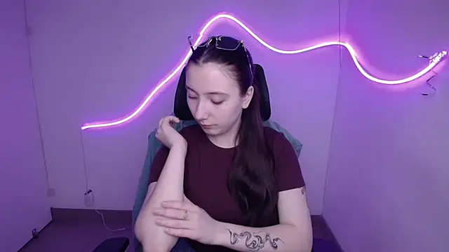 ScarlettVibe  online show from September 21, 2025, 5:20 am