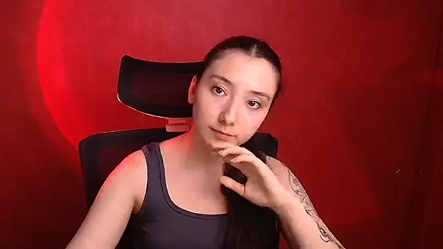 ScarlettVibe  online show from September 24, 2025, 11:35 am