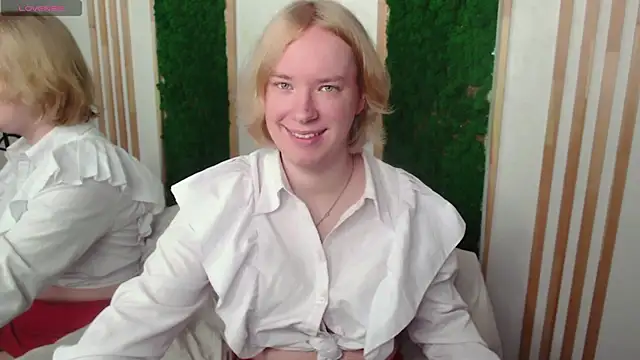 Amanda Butlerr online show from June 20, 2026, 12:41 pm