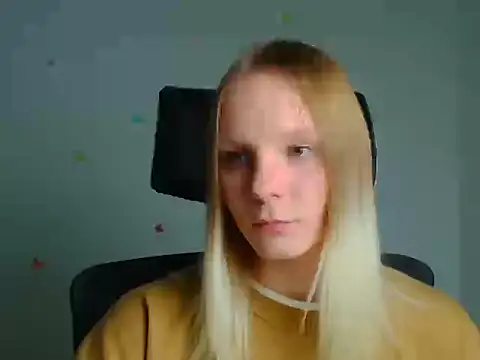 Kassandra XX online show from September 19, 2025, 12:06 pm